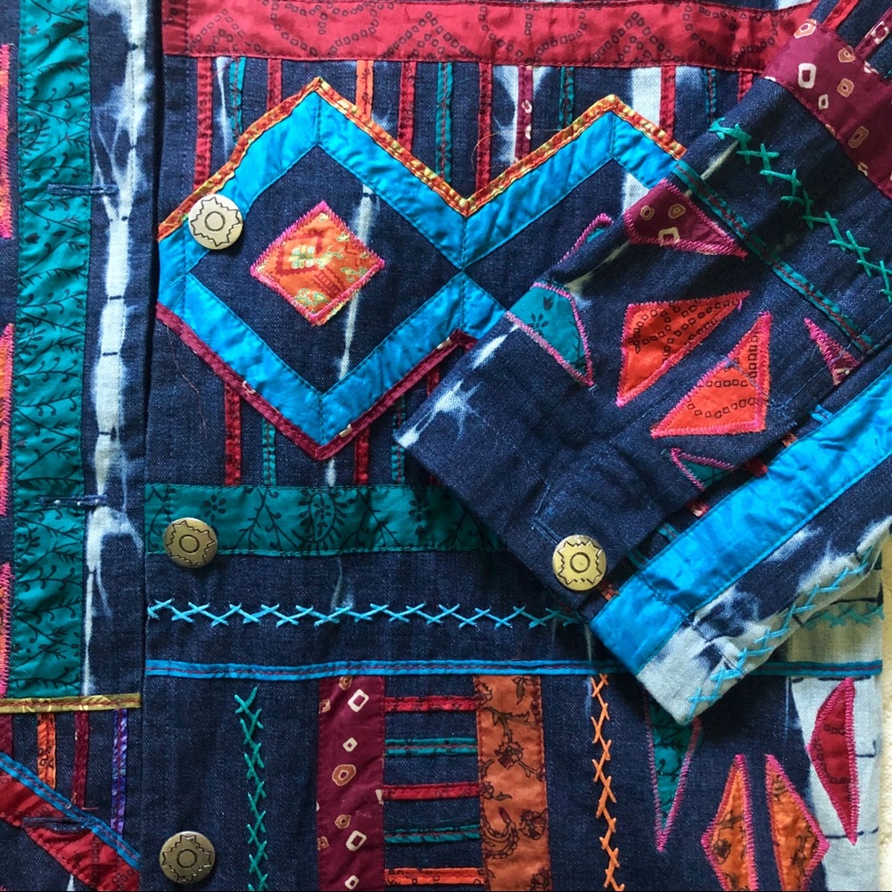 🌷✨HP✨🌷Multicolored Embroidered Denim Jacket - Picture 5 of 6
